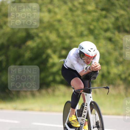22.06.2025 - Viking Triathlon Yannick Fuchs http://msf.ph/oto/8092126 22.06.2025 11:13:01 Radfahren 99, 168, 213, 406 meine-sportfotos.de