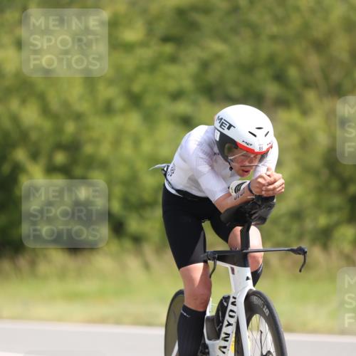 22.06.2025 - Viking Triathlon Yannick Fuchs http://msf.ph/oto/8092141 22.06.2025 11:13:01 Radfahren 99, 168, 213, 406 meine-sportfotos.de
