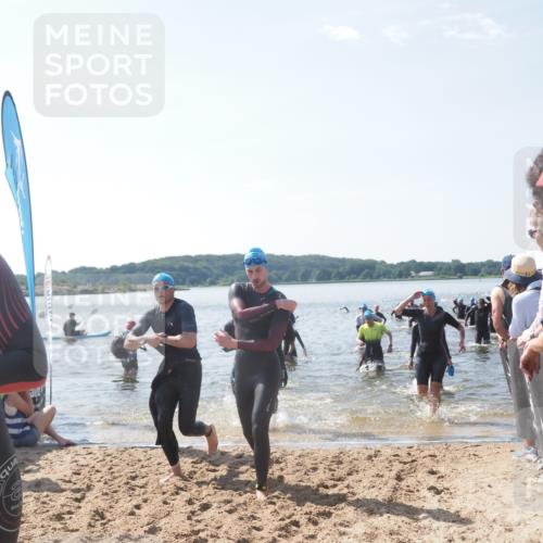 22.06.2025 - Viking Triathlon MichiJ http://msf.ph/oto/8092155 22.06.2025 10:39:07 Schwimmen 40, 57, 79, 148, 181, 182, 185, 276, 295, 351, 386, 408, 416, 451, 536, 654 meine-sportfotos.de