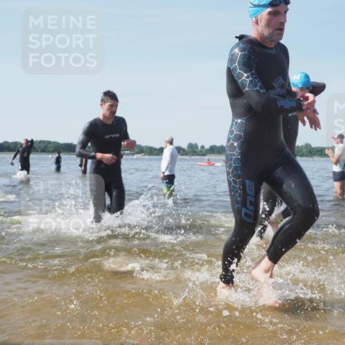 22.06.2025 - Viking Triathlon KatJ http://msf.ph/oto/8092157 22.06.2025 10:28:06 Schwimmen 14, 90, 178, 196, 289, 367, 401, 616 meine-sportfotos.de