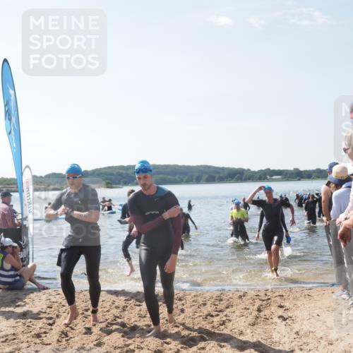 22.06.2025 - Viking Triathlon MichiJ http://msf.ph/oto/8092178 22.06.2025 10:39:07 Schwimmen 40, 57, 79, 148, 181, 182, 185, 276, 295, 351, 386, 408, 416, 451, 536, 654 meine-sportfotos.de