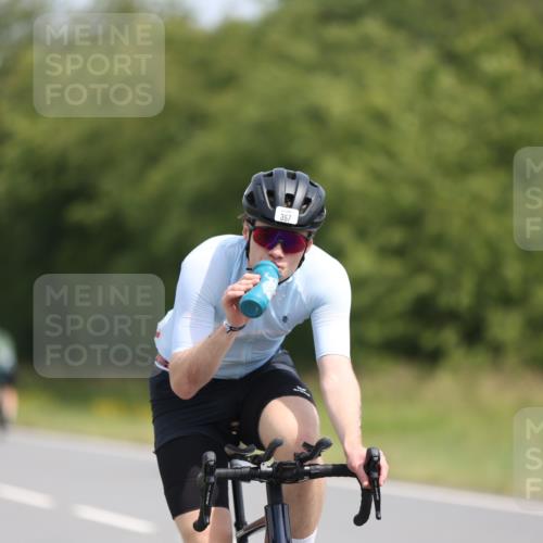 22.06.2025 - Viking Triathlon Yannick Fuchs http://msf.ph/oto/8092233 22.06.2025 11:54:39 Radfahren 25, 65, 66, 357, 369, 641, 649 meine-sportfotos.de