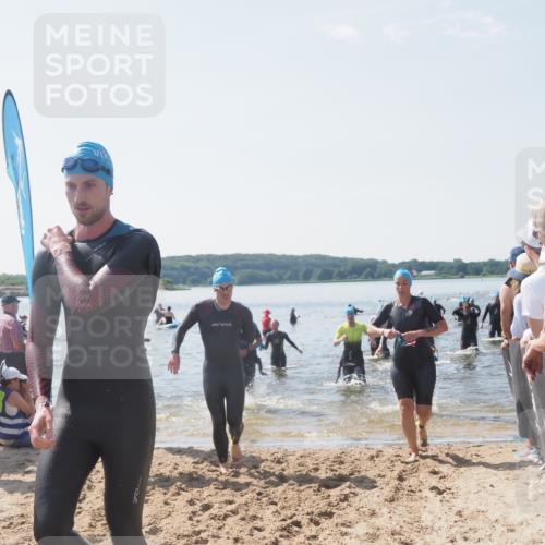 22.06.2025 - Viking Triathlon MichiJ http://msf.ph/oto/8092238 22.06.2025 10:39:09 Schwimmen 79, 148, 181, 182, 185, 276, 295, 351, 386, 408, 416, 451, 536, 654 meine-sportfotos.de