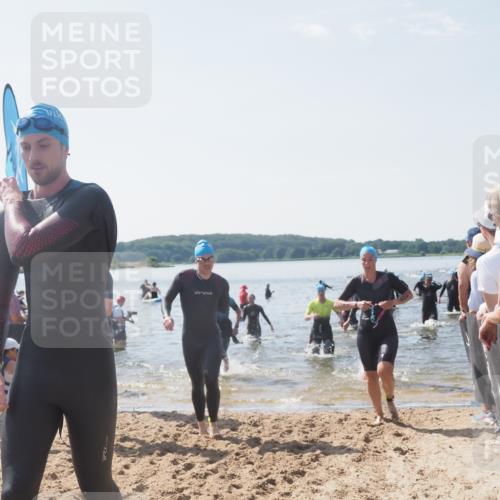 22.06.2025 - Viking Triathlon MichiJ http://msf.ph/oto/8092247 22.06.2025 10:39:09 Schwimmen 79, 148, 181, 182, 185, 276, 295, 351, 386, 408, 416, 451, 536, 654 meine-sportfotos.de
