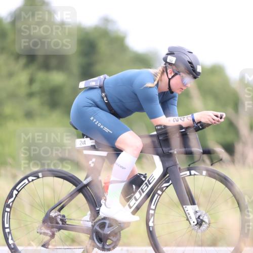 22.06.2025 - Viking Triathlon Yannick Fuchs http://msf.ph/oto/8092283 22.06.2025 13:32:39 Radfahren 244 meine-sportfotos.de
