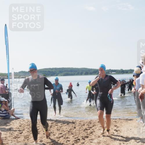 22.06.2025 - Viking Triathlon MichiJ http://msf.ph/oto/8092293 22.06.2025 10:39:10 Schwimmen 79, 148, 181, 182, 185, 238, 276, 295, 351, 386, 408, 416, 451, 536, 654 meine-sportfotos.de