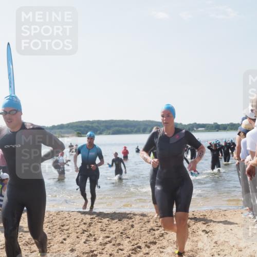 22.06.2025 - Viking Triathlon MichiJ http://msf.ph/oto/8092323 22.06.2025 10:39:11 Schwimmen 79, 148, 181, 182, 185, 238, 276, 295, 351, 386, 408, 451, 536, 654 meine-sportfotos.de