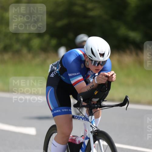 22.06.2025 - Viking Triathlon Yannick Fuchs http://msf.ph/oto/8092351 22.06.2025 11:14:41 Radfahren 60, 230, 261 meine-sportfotos.de