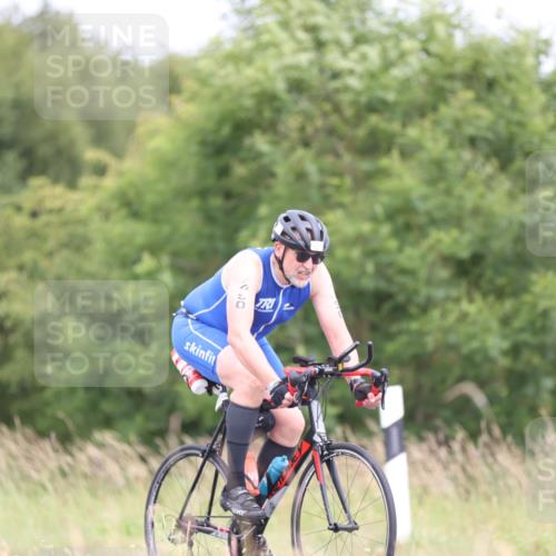 22.06.2025 - Viking Triathlon Yannick Fuchs http://msf.ph/oto/8092352 22.06.2025 13:32:58 Radfahren 490 meine-sportfotos.de