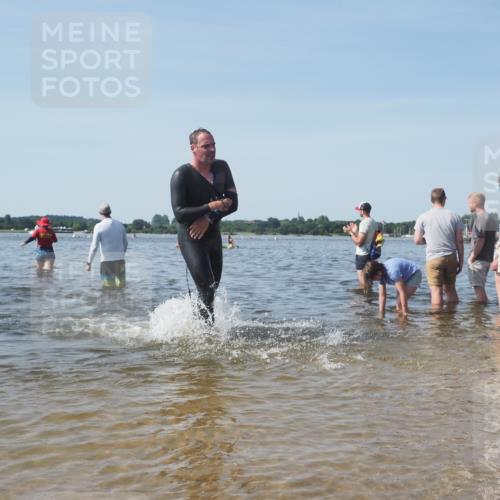 22.06.2025 - Viking Triathlon KatJ http://msf.ph/oto/8092357 22.06.2025 10:28:16 Schwimmen 367 meine-sportfotos.de