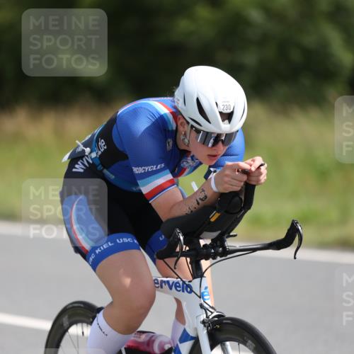 22.06.2025 - Viking Triathlon Yannick Fuchs http://msf.ph/oto/8092367 22.06.2025 11:14:41 Radfahren 60, 230, 261 meine-sportfotos.de