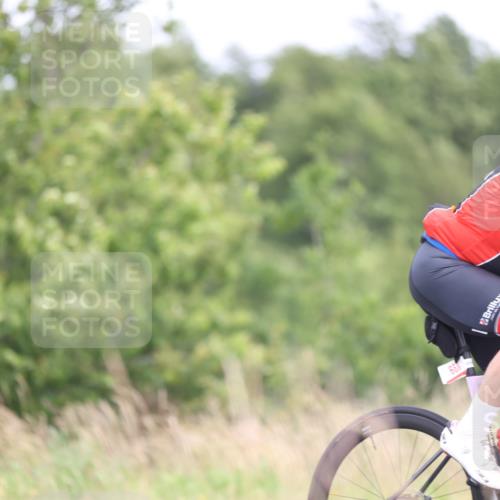 22.06.2025 - Viking Triathlon Yannick Fuchs http://msf.ph/oto/8092406 22.06.2025 13:33:44 Radfahren 130, 650 meine-sportfotos.de