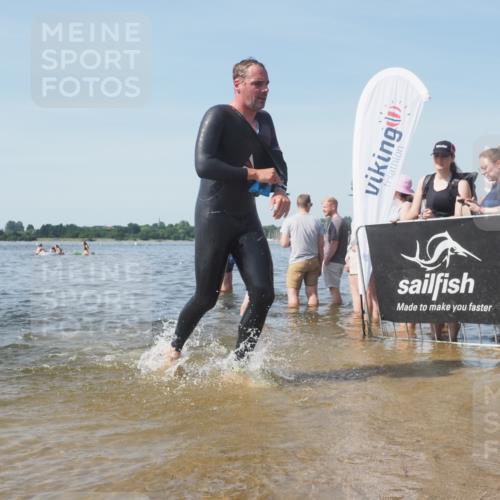 22.06.2025 - Viking Triathlon KatJ http://msf.ph/oto/8092426 22.06.2025 10:28:17 Schwimmen 367 meine-sportfotos.de