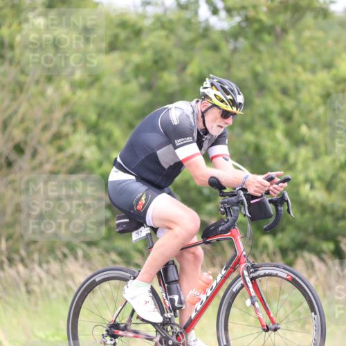 22.06.2025 - Viking Triathlon Yannick Fuchs http://msf.ph/oto/8092439 22.06.2025 13:34:53 Radfahren 292 meine-sportfotos.de