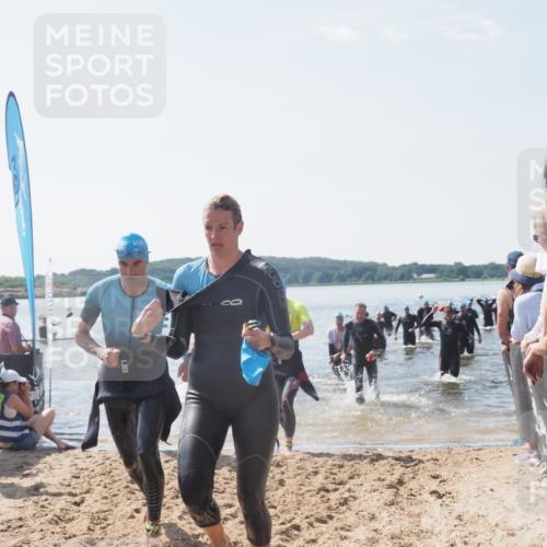 22.06.2025 - Viking Triathlon MichiJ http://msf.ph/oto/8092440 22.06.2025 10:39:12 Schwimmen 79, 83, 148, 181, 182, 238, 276, 295, 351, 386, 451, 536, 654 meine-sportfotos.de