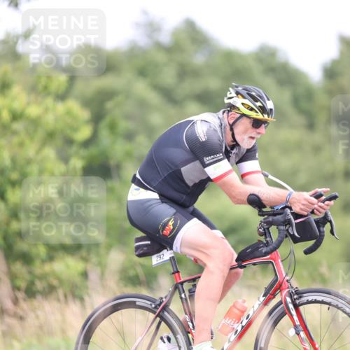 22.06.2025 - Viking Triathlon Yannick Fuchs http://msf.ph/oto/8092443 22.06.2025 13:34:54 Radfahren 292 meine-sportfotos.de