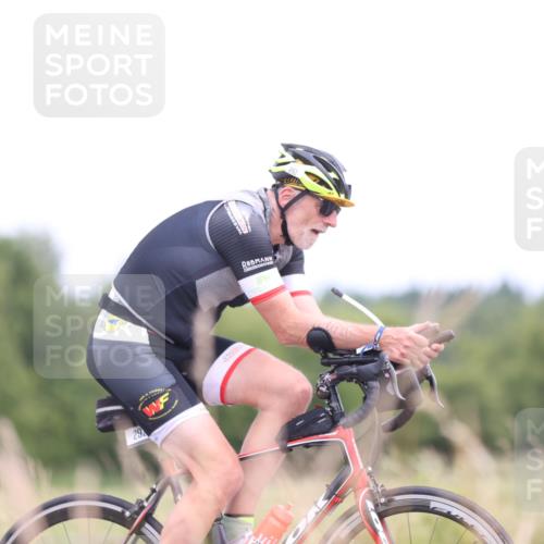 22.06.2025 - Viking Triathlon Yannick Fuchs http://msf.ph/oto/8092447 22.06.2025 13:34:54 Radfahren 292 meine-sportfotos.de