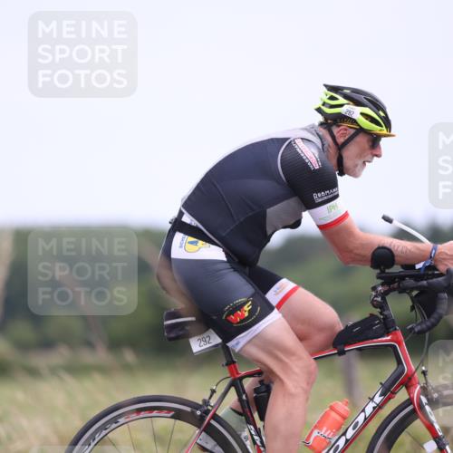 22.06.2025 - Viking Triathlon Yannick Fuchs http://msf.ph/oto/8092457 22.06.2025 13:34:55 Radfahren 292 meine-sportfotos.de