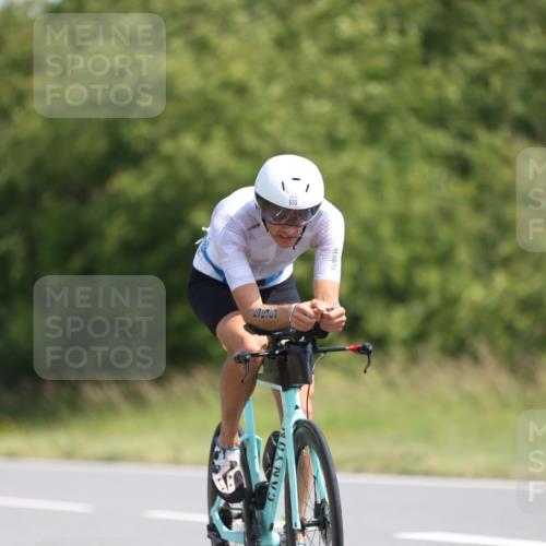 22.06.2025 - Viking Triathlon Yannick Fuchs http://msf.ph/oto/8092479 22.06.2025 11:15:05 Radfahren 12, 74, 102, 132, 285, 412, 555, 616 meine-sportfotos.de