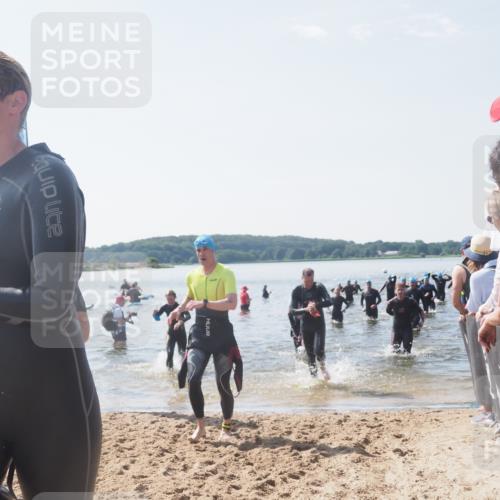 22.06.2025 - Viking Triathlon MichiJ http://msf.ph/oto/8092498 22.06.2025 10:39:13 Schwimmen 79, 83, 148, 181, 182, 195, 238, 276, 295, 351, 386, 451, 536, 654 meine-sportfotos.de