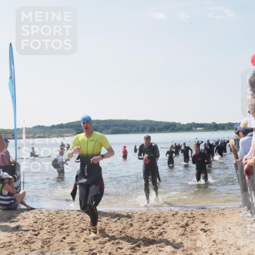22.06.2025 - Viking Triathlon MichiJ http://msf.ph/oto/8092517 22.06.2025 10:39:14 Schwimmen 79, 83, 148, 182, 195, 238, 276, 295, 351, 386, 536, 654 meine-sportfotos.de