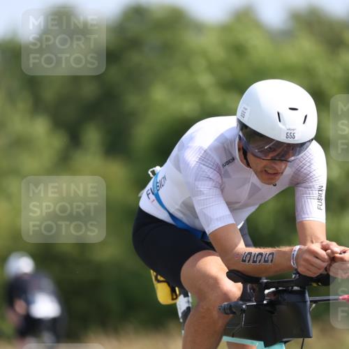 22.06.2025 - Viking Triathlon Yannick Fuchs http://msf.ph/oto/8092518 22.06.2025 11:15:05 Radfahren 12, 74, 102, 132, 285, 412, 555, 616 meine-sportfotos.de