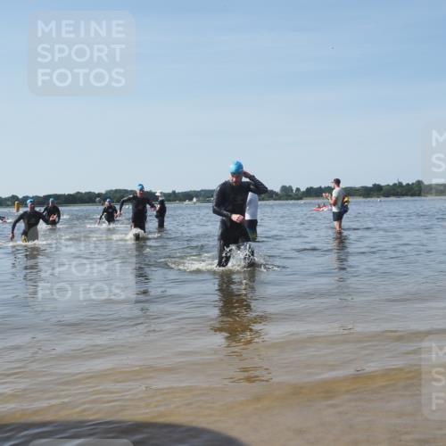 22.06.2025 - Viking Triathlon KatJ http://msf.ph/oto/8092536 22.06.2025 10:28:48 Schwimmen 15, 258, 301, 368, 414, 443, 628 meine-sportfotos.de