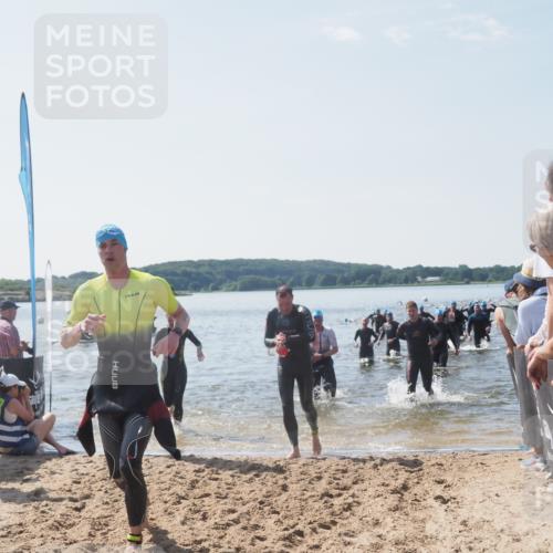 22.06.2025 - Viking Triathlon MichiJ http://msf.ph/oto/8092551 22.06.2025 10:39:15 Schwimmen 79, 83, 148, 182, 195, 238, 276, 295, 351, 386, 474, 536, 654 meine-sportfotos.de