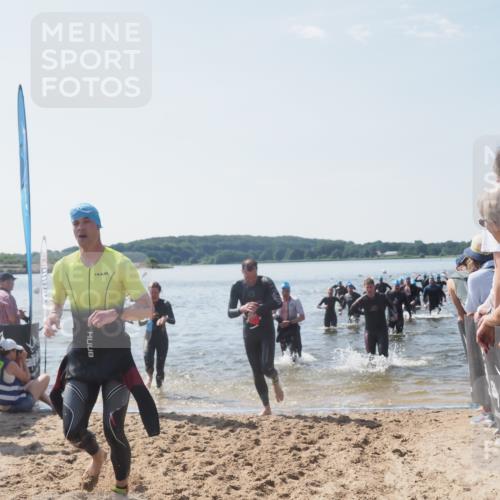 22.06.2025 - Viking Triathlon MichiJ http://msf.ph/oto/8092559 22.06.2025 10:39:15 Schwimmen 79, 83, 148, 182, 195, 238, 276, 295, 351, 386, 474, 536, 654 meine-sportfotos.de