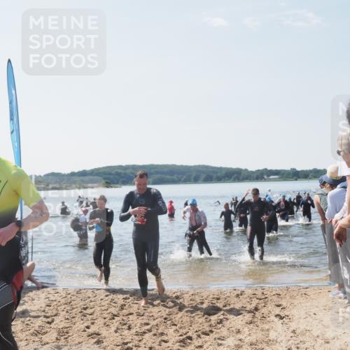 22.06.2025 - Viking Triathlon MichiJ http://msf.ph/oto/8092587 22.06.2025 10:39:15 Schwimmen 79, 83, 148, 182, 195, 238, 276, 295, 351, 386, 474, 536, 654 meine-sportfotos.de