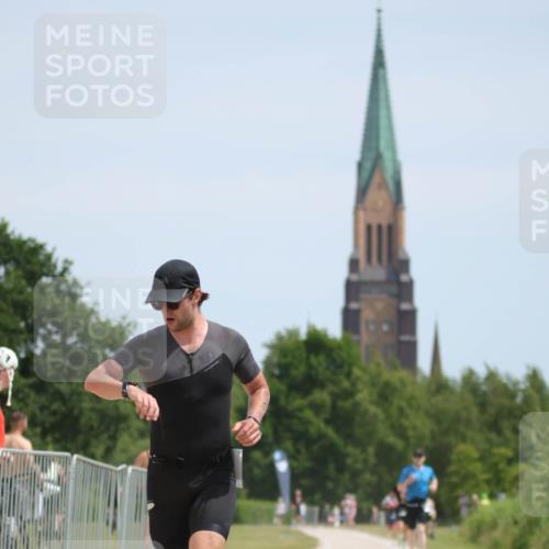 22.06.2025 - Viking Triathlon H.Heesch http://msf.ph/oto/8092600 22.06.2025 13:01:58 Laufen 271, 288, 555 meine-sportfotos.de