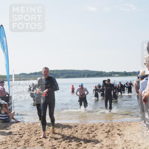 22.06.2025 - Viking Triathlon MichiJ http://msf.ph/oto/8092601 22.06.2025 10:39:16 Schwimmen 79, 83, 182, 195, 238, 276, 295, 324, 351, 386, 474, 536, 654 meine-sportfotos.de