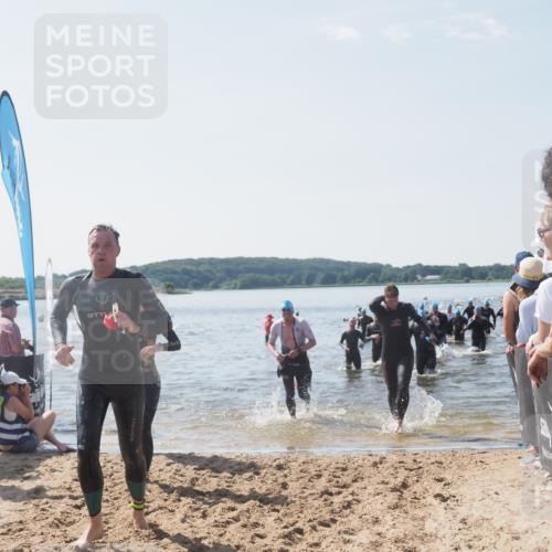 22.06.2025 - Viking Triathlon MichiJ http://msf.ph/oto/8092618 22.06.2025 10:39:16 Schwimmen 79, 83, 182, 195, 238, 276, 295, 324, 351, 386, 474, 536, 654 meine-sportfotos.de