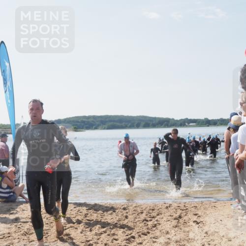 22.06.2025 - Viking Triathlon MichiJ http://msf.ph/oto/8092625 22.06.2025 10:39:17 Schwimmen 79, 83, 182, 195, 238, 276, 295, 298, 324, 351, 386, 474, 536, 654 meine-sportfotos.de