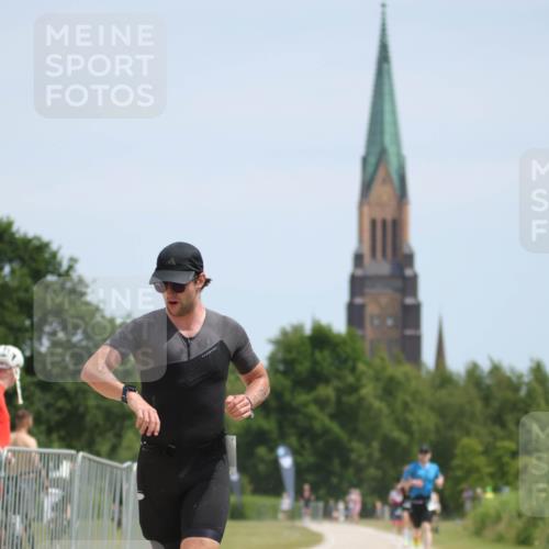 22.06.2025 - Viking Triathlon H.Heesch http://msf.ph/oto/8092630 22.06.2025 13:01:58 Laufen 271, 288, 555 meine-sportfotos.de