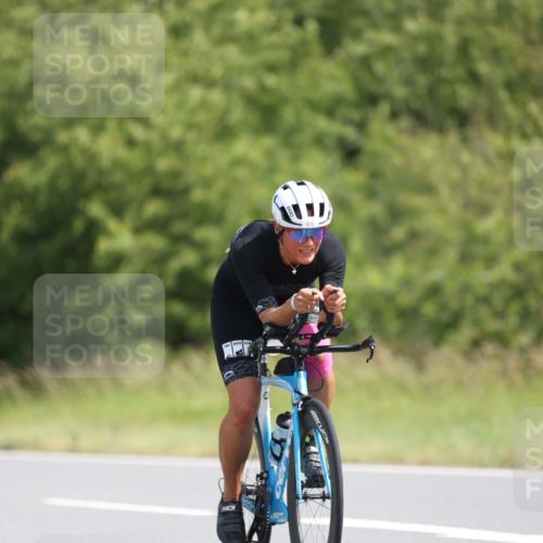 22.06.2025 - Viking Triathlon Yannick Fuchs http://msf.ph/oto/8092632 22.06.2025 11:15:09 Radfahren 12, 102, 132, 205, 285, 412, 547, 555, 616 meine-sportfotos.de