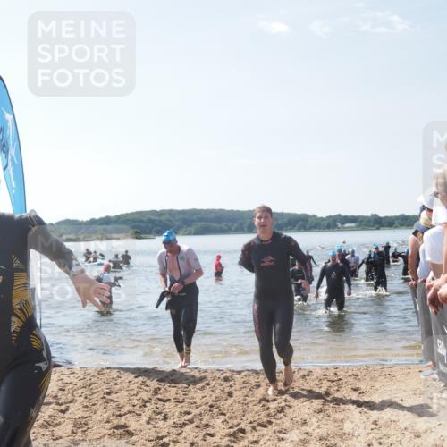 22.06.2025 - Viking Triathlon MichiJ http://msf.ph/oto/8092673 22.06.2025 10:39:18 Schwimmen 79, 83, 182, 195, 238, 276, 295, 298, 324, 351, 386, 474, 536 meine-sportfotos.de