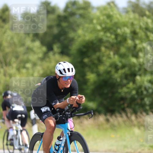 22.06.2025 - Viking Triathlon Yannick Fuchs http://msf.ph/oto/8092677 22.06.2025 11:15:10 Radfahren 12, 132, 205, 285, 412, 547, 555, 616 meine-sportfotos.de