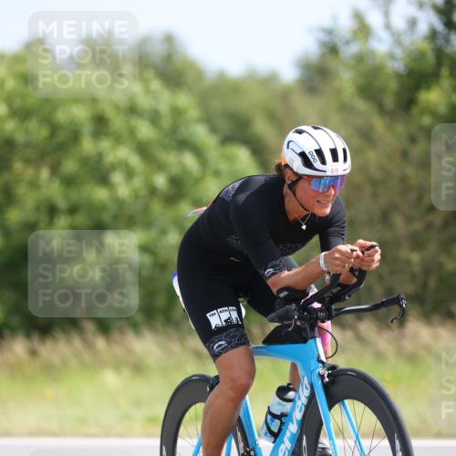 22.06.2025 - Viking Triathlon Yannick Fuchs http://msf.ph/oto/8092698 22.06.2025 11:15:10 Radfahren 12, 132, 205, 285, 412, 547, 555, 616 meine-sportfotos.de