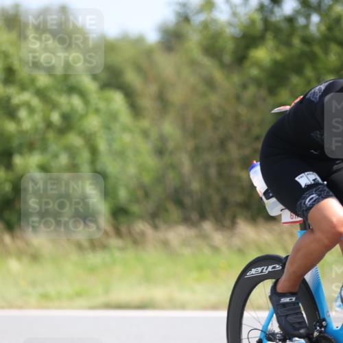 22.06.2025 - Viking Triathlon Yannick Fuchs http://msf.ph/oto/8092712 22.06.2025 11:15:10 Radfahren 12, 132, 205, 285, 412, 547, 555, 616 meine-sportfotos.de
