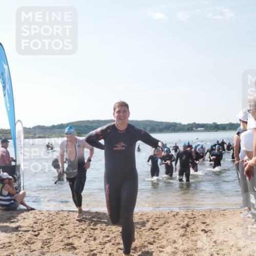 22.06.2025 - Viking Triathlon MichiJ http://msf.ph/oto/8092735 22.06.2025 10:39:19 Schwimmen 83, 117, 182, 195, 238, 276, 295, 298, 324, 351, 386, 474, 536 meine-sportfotos.de