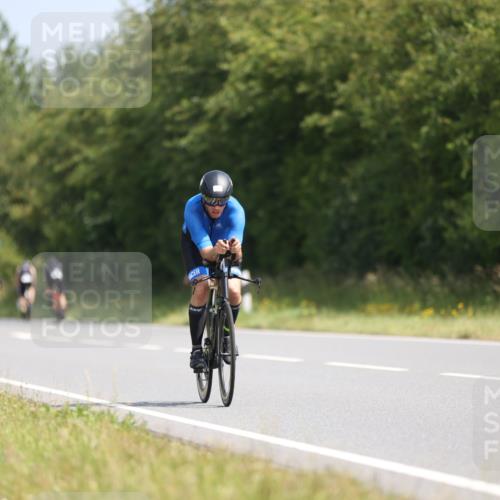22.06.2025 - Viking Triathlon Yannick Fuchs http://msf.ph/oto/8092753 22.06.2025 11:16:07 Radfahren 155, 197, 216, 466, 494, 635 meine-sportfotos.de