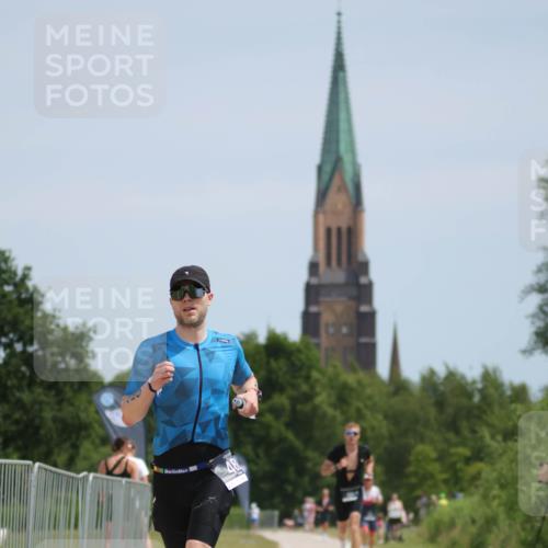 22.06.2025 - Viking Triathlon H.Heesch http://msf.ph/oto/8092814 22.06.2025 13:02:05 Laufen 203, 486 meine-sportfotos.de