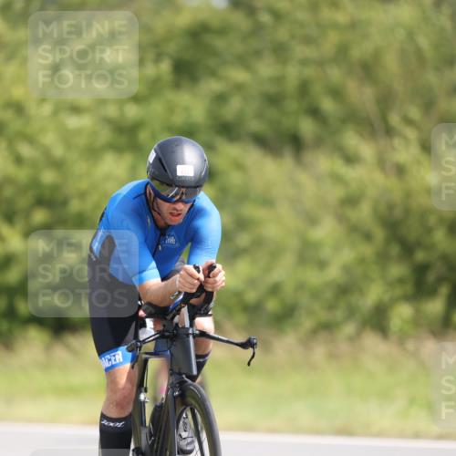 22.06.2025 - Viking Triathlon Yannick Fuchs http://msf.ph/oto/8092853 22.06.2025 11:16:09 Radfahren 197, 216, 466, 494, 635 meine-sportfotos.de