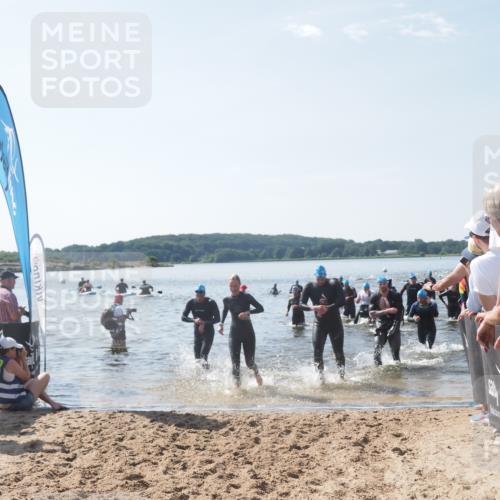 22.06.2025 - Viking Triathlon MichiJ http://msf.ph/oto/8092854 22.06.2025 10:39:23 Schwimmen 83, 93, 117, 150, 182, 195, 238, 276, 298, 324, 337, 386, 474, 536 meine-sportfotos.de