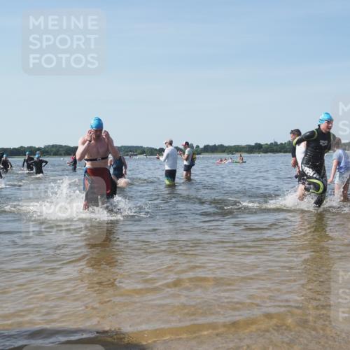 22.06.2025 - Viking Triathlon KatJ http://msf.ph/oto/8092876 22.06.2025 10:28:59 Schwimmen 7, 12, 15, 152, 200, 310, 384, 414, 443, 604, 628 meine-sportfotos.de