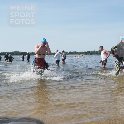 22.06.2025 - Viking Triathlon KatJ http://msf.ph/oto/8092916 22.06.2025 10:29:00 Schwimmen 7, 12, 15, 152, 200, 310, 384, 414, 443, 604, 628 meine-sportfotos.de