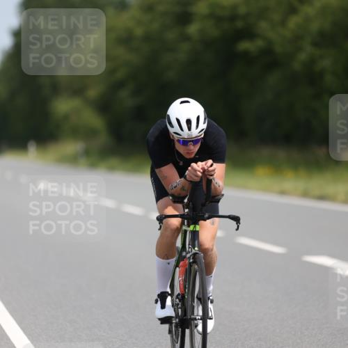 22.06.2025 - Viking Triathlon Yannick Fuchs http://msf.ph/oto/8092948 22.06.2025 11:55:35 Radfahren 8, 139, 203, 329, 479 meine-sportfotos.de