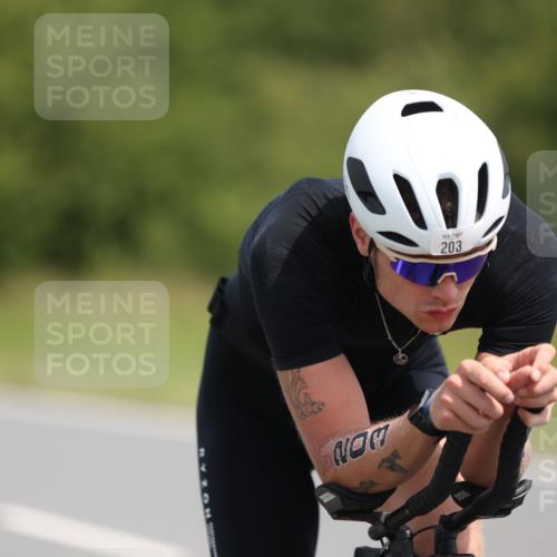 22.06.2025 - Viking Triathlon Yannick Fuchs http://msf.ph/oto/8092982 22.06.2025 11:55:36 Radfahren 8, 108, 139, 203, 329, 479 meine-sportfotos.de