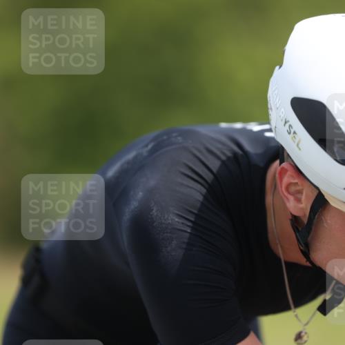 22.06.2025 - Viking Triathlon Yannick Fuchs http://msf.ph/oto/8092999 22.06.2025 11:55:37 Radfahren 108, 139, 203, 329, 478, 479 meine-sportfotos.de